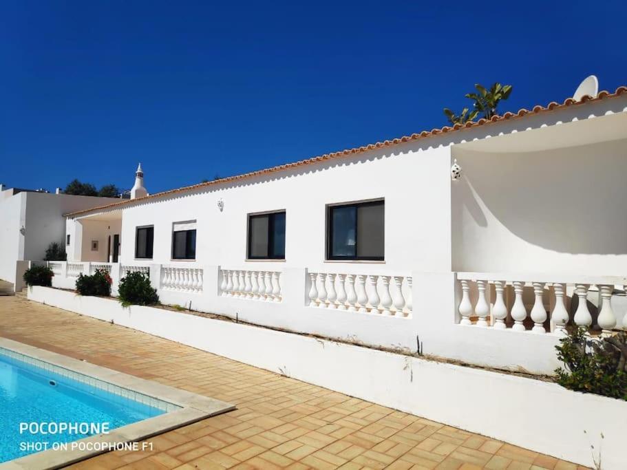 Blue Skies Villas 1&2 Mexilhoeira Grande Kültér fotó