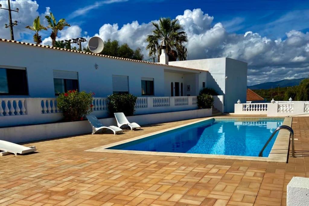 Blue Skies Villas 1&2 Mexilhoeira Grande Kültér fotó